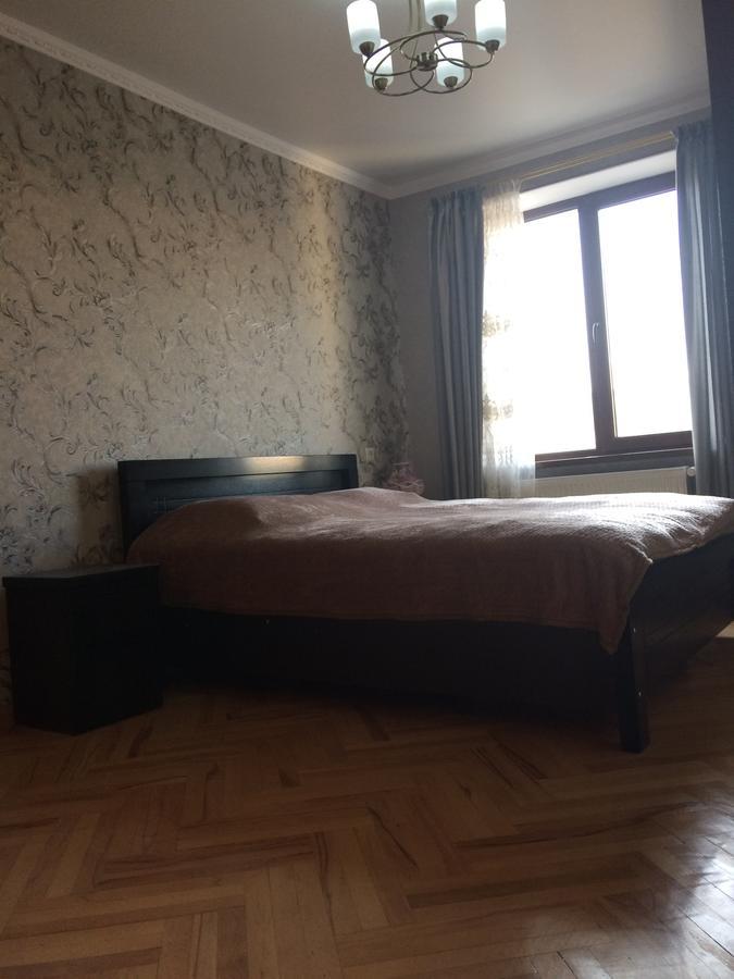 Vip Apartment At Gamrekeli Str 1 Tbilisi Luaran gambar